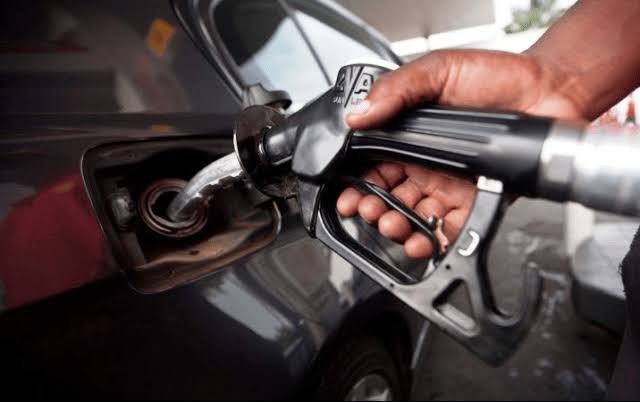 Mbuji-Mayi : flambée du carburant, le litre d&rsquo;essence franchit la barre des 5 500 FC