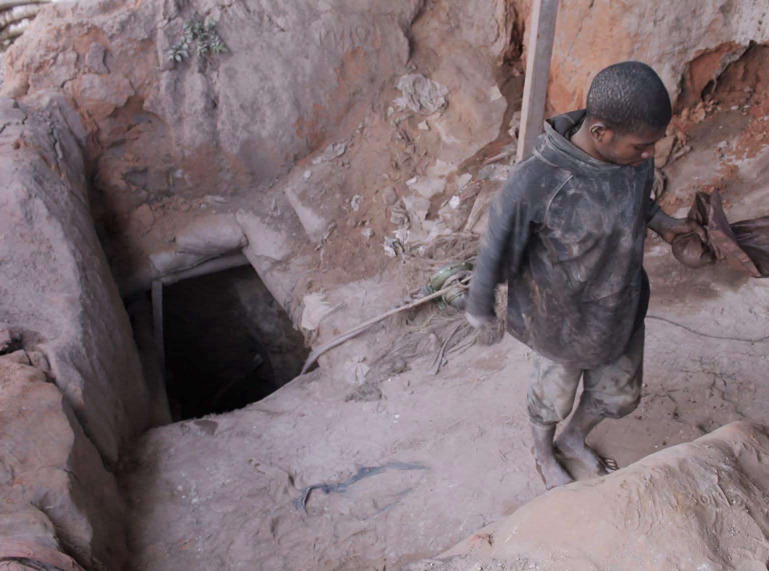 Kolwezi : 5 creuseurs artisanaux meurent asphyxiés dans un puits clandestin à Kasulo-Rail